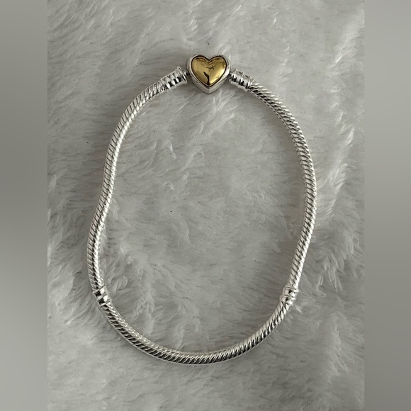 Pandora Domed Golden Heart ClaspSnake Chain Bracelet - Picture 4 of 7